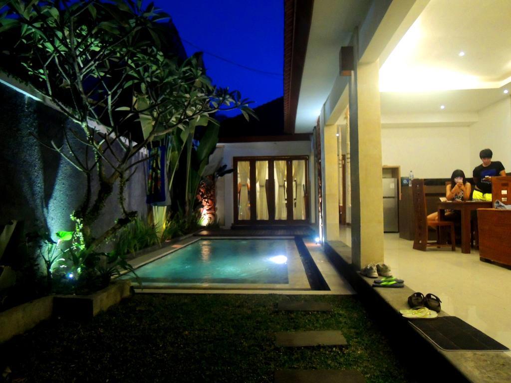 Jayastuti House Vila Ubud Quarto foto
